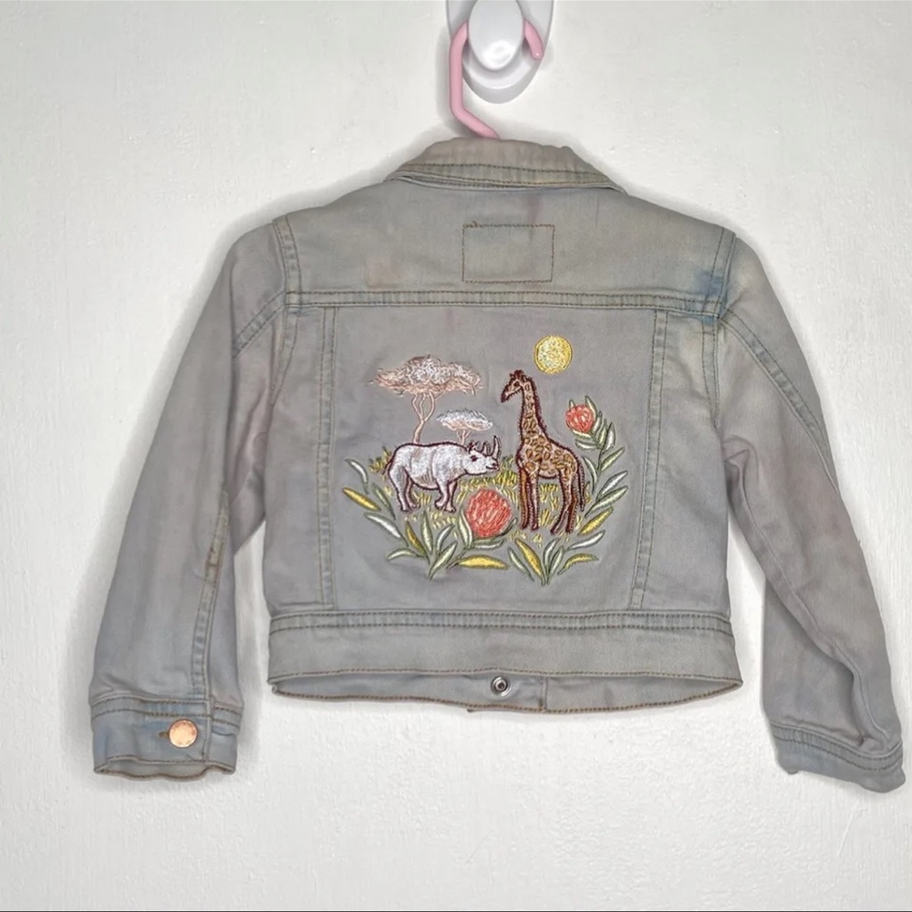 Oshkosh Safari Embroidered Jean Jacket Girls Size 2T Distressed Light Wash Denim